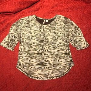 Zebra print top crochet lace accent